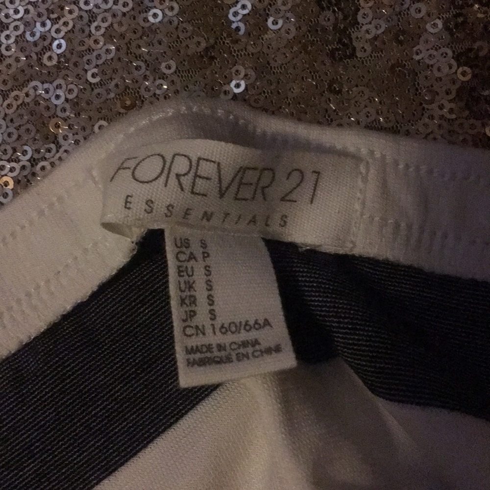 Skirt - Picture 2 of 2